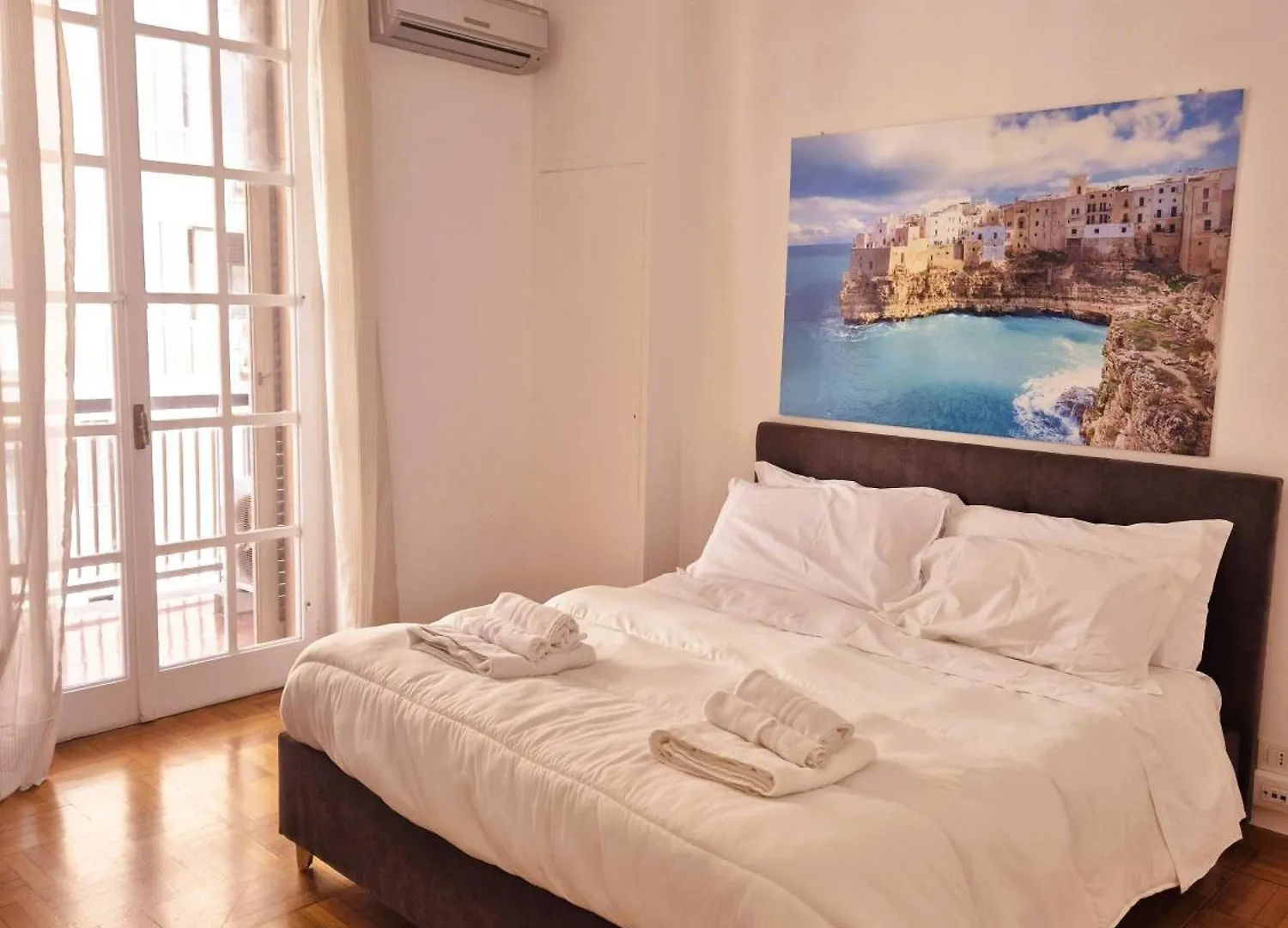 Sparano 103 Bari Bed & Breakfast